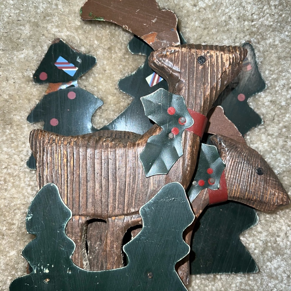 Wooden Reindeer holiday decor
